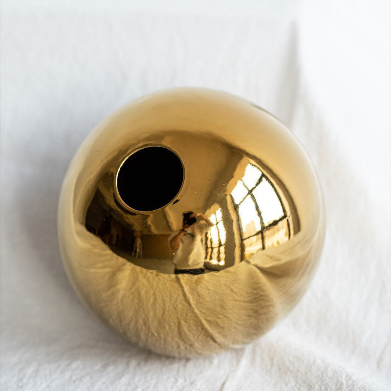 Vaso Decorativo Esférico Dourado em Cerâmica