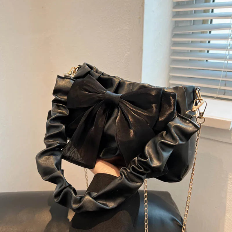 Bolsa Transversal Feminina Compacta em PU