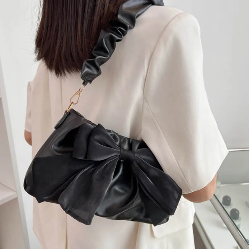 Bolsa Transversal Feminina Compacta em PU