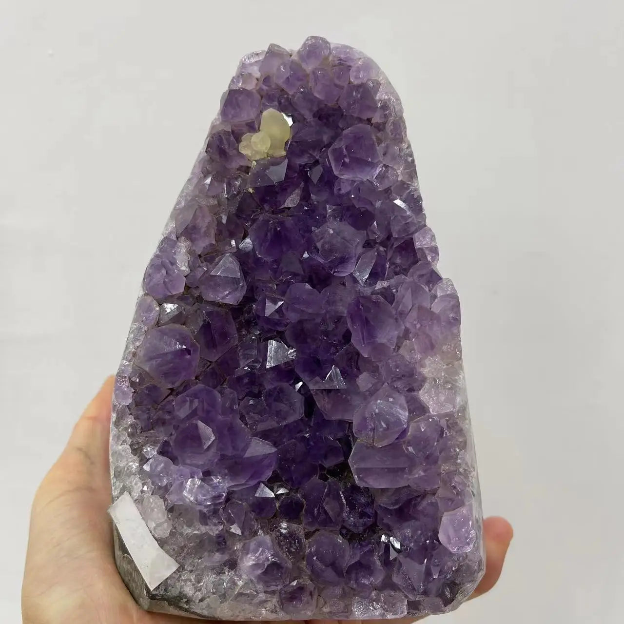 Drusa de Ametista Natural Bruta – Cristal Decorativo Feng Shui para Casa e Ambiente
