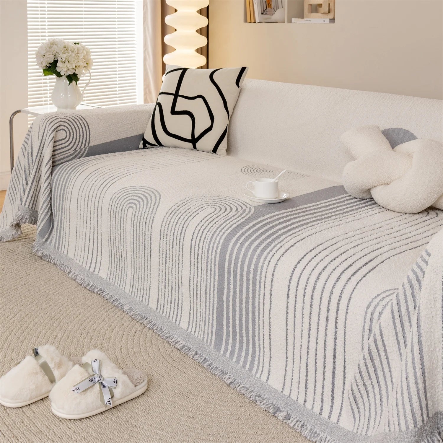 Manta Jacquard Geométrica com Franjas – Sofá e Decoração